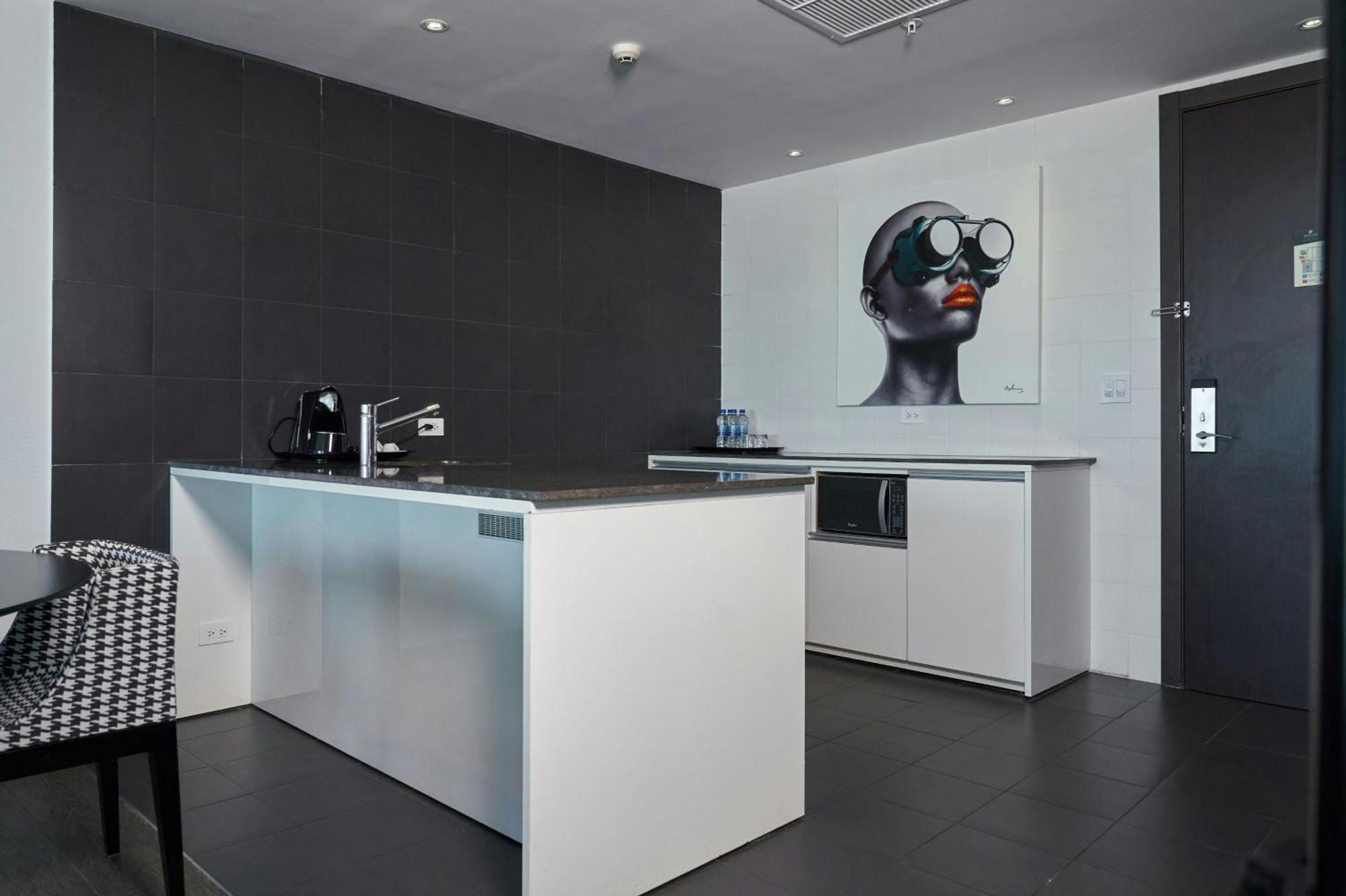 Two-Bedroom Suite City View